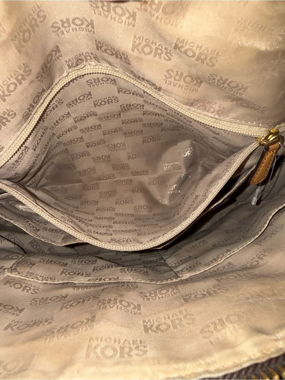 Michael Kors Hamilton Traveler Backpack Signature